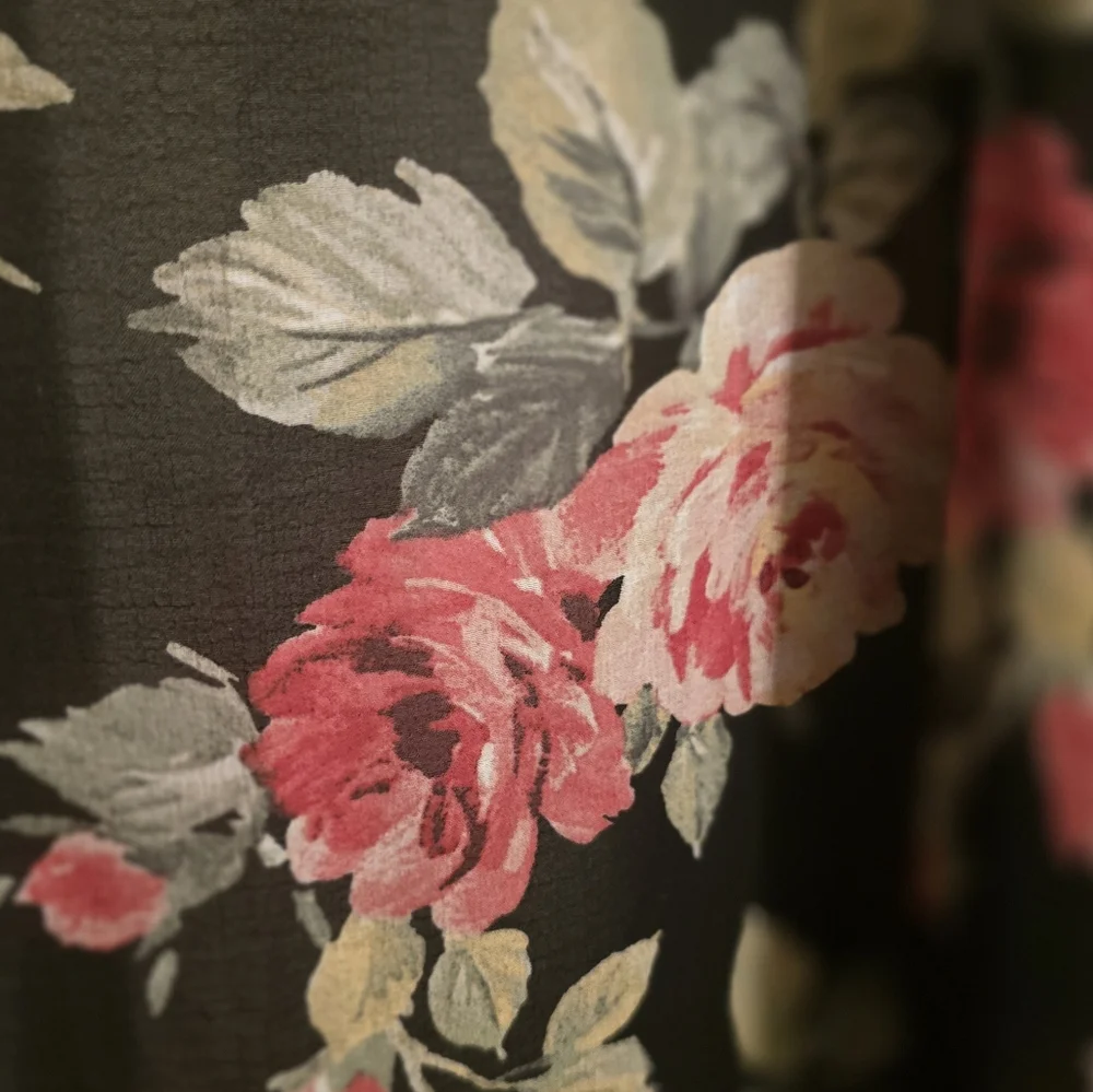torrid Black Sheer Floral Kimono with Pink Roses - Picture 5 of 11